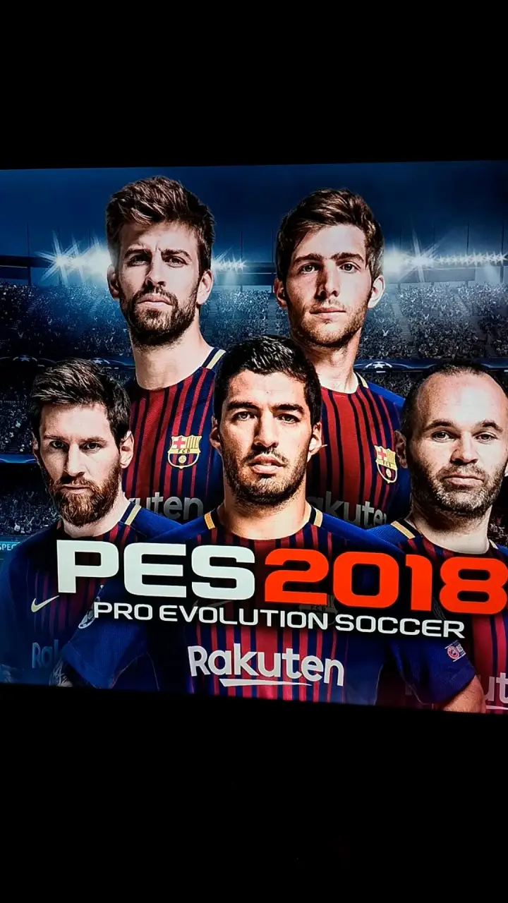 Consola PS4 con juego PES 2018 - 2