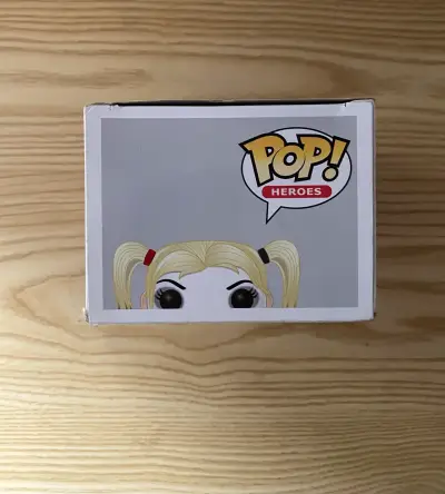 Funko Pop Harley Quinn #72 - Batman(ArkhamKnight) - miniatura 2