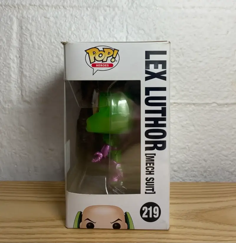 Funko pop Lex Luthor(Exclusive DC) #219 - DC Super - 3