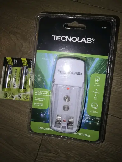 Cargador de Pila Multifuncional Tecnolab con Bater - miniatura 1