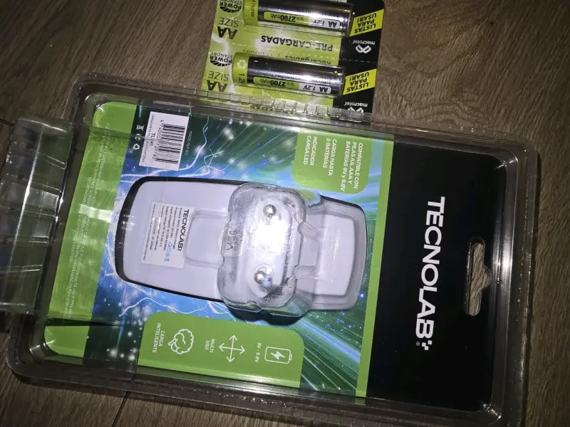 Cargador de Pila Multifuncional Tecnolab con Bater - 3