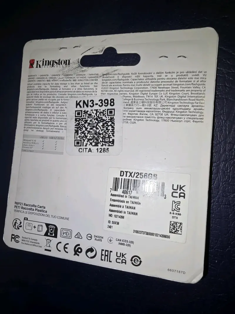 Pendrive Kingston DataTraveler Exodia 256GB USB - 3