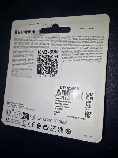 Pendrive Kingston DataTraveler Exodia 256GB USB - miniatura 3