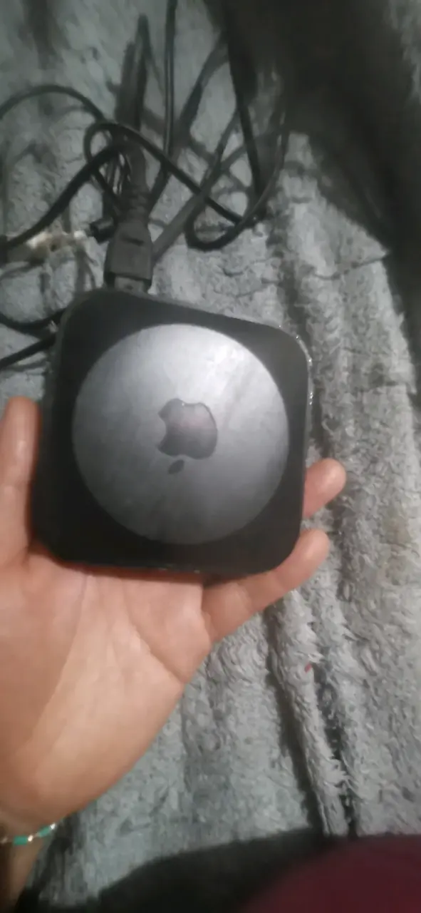 Apple TV Box con Puertos HDMI y USB - 1