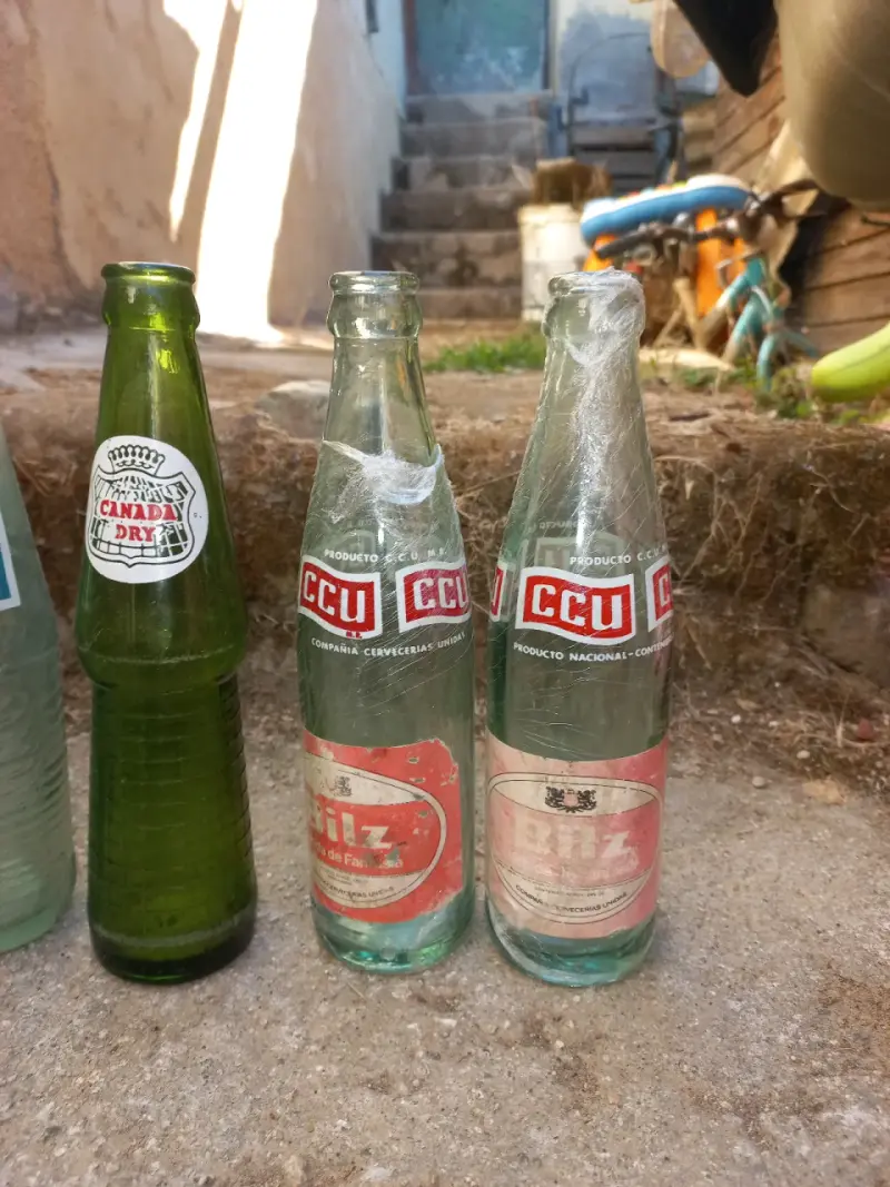 Botellas Vintage de Gaseosas Pepsi y Fanta - 2