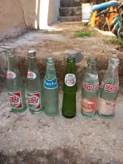 Botellas Vintage de Gaseosas Pepsi y Fanta - miniatura 3