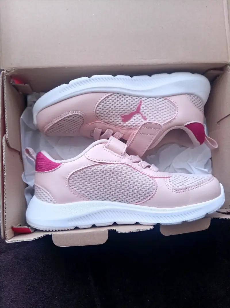 Zapatillas pumas numeros 32 y zapatilla madasco31 - 4