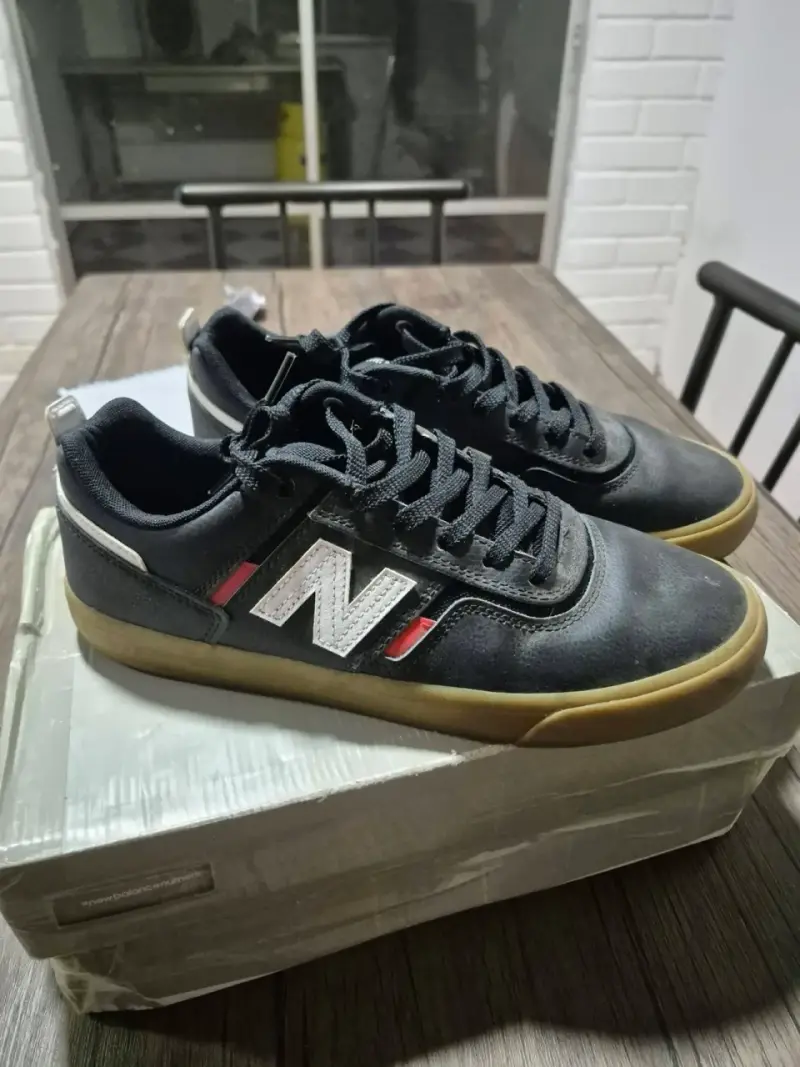 Zapatillas deportivas negras New Balance