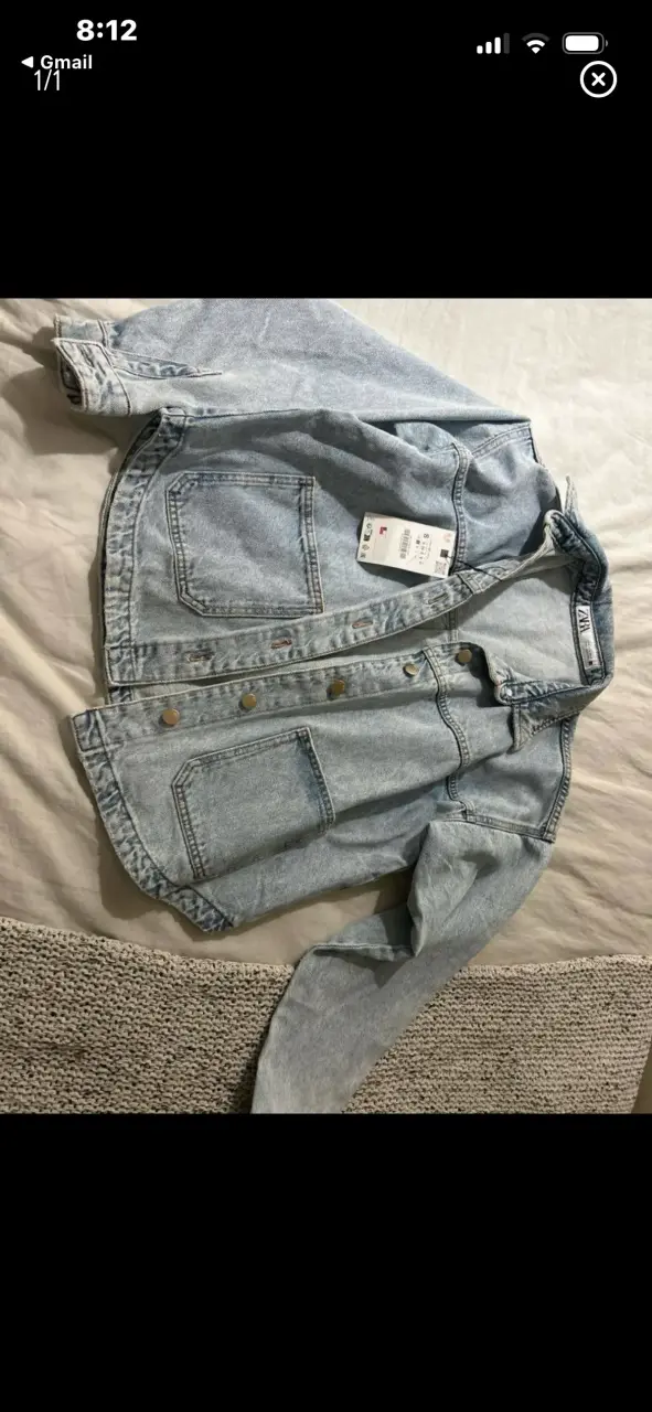 Chaqueta de mezclilla azul claro