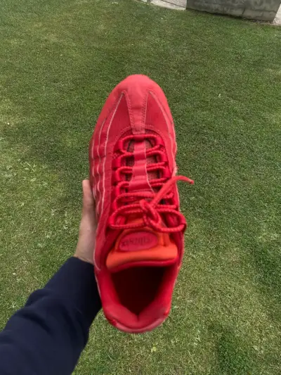 Zapatillas deportivas rojas Nike Air Max 95 - miniatura 2