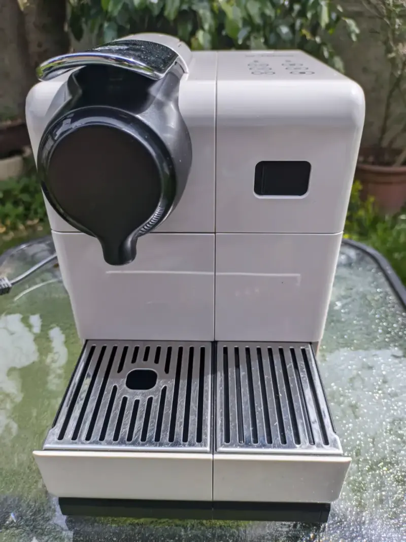 CAFETERA NESPRESSO LATTISSIMA TOUCH WHITE - 4