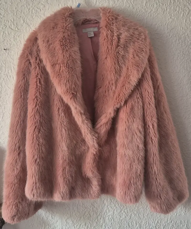 Chaqueta Peluda Rosada H&M 🩷 - 2