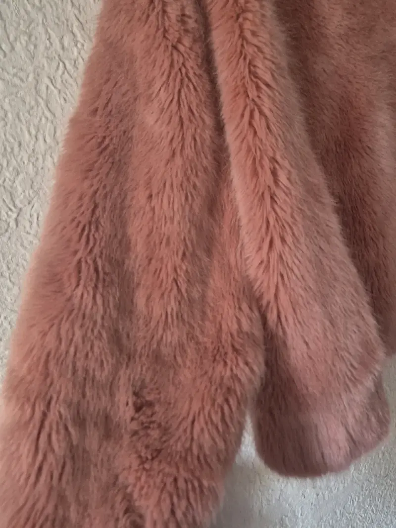 Chaqueta Peluda Rosada H&M 🩷 - 3