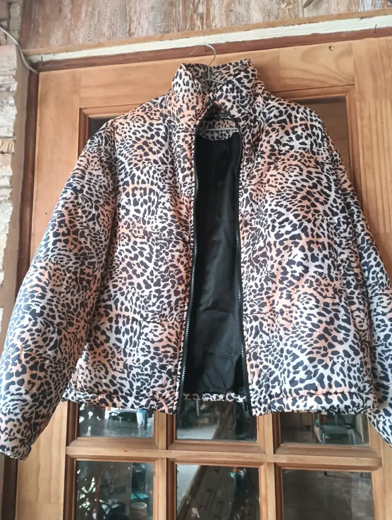 Chaqueta con estampado animal print - 2