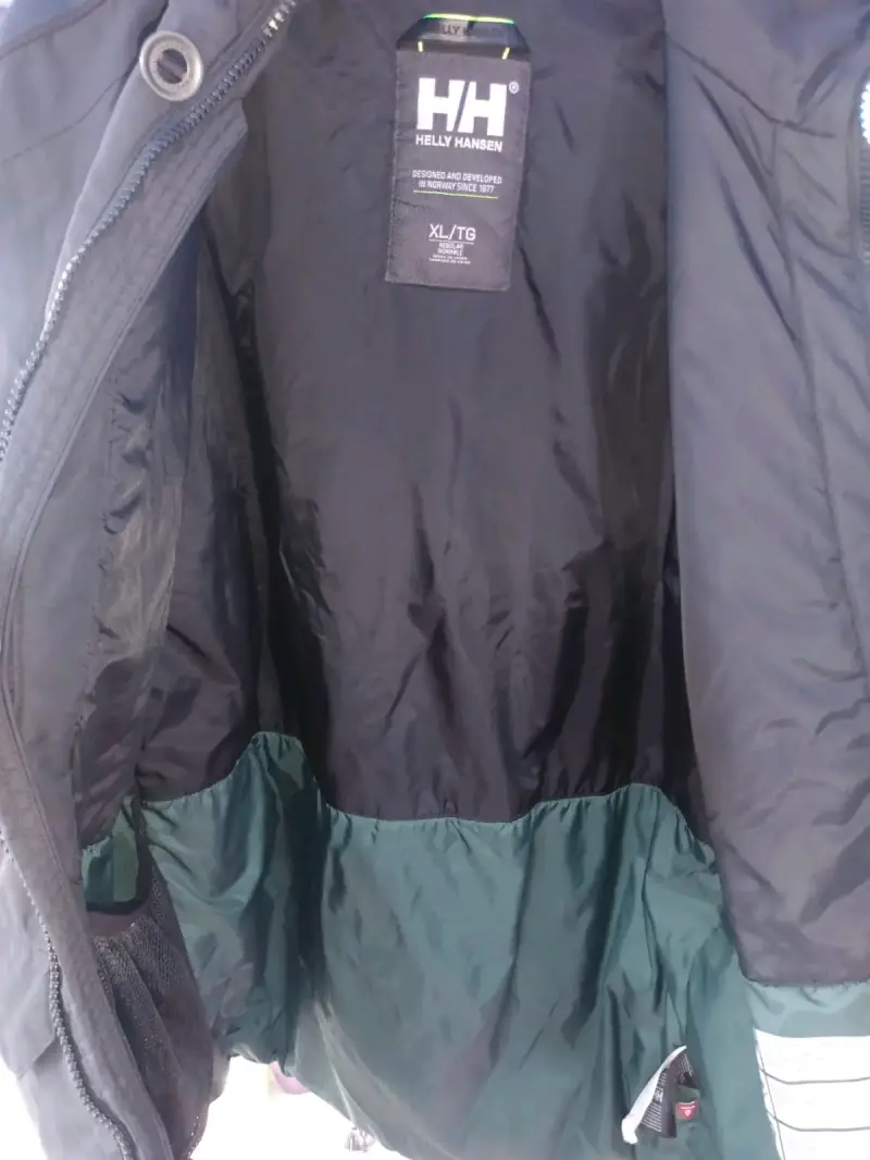 Chaqueta Impermeable Negra Helly Hansen - 3