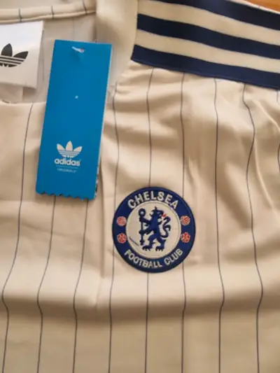 Camiseta Adidas Chelsea FC blanca con rayas - miniatura 4
