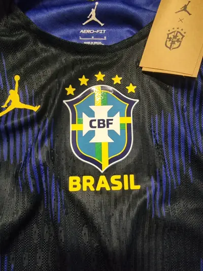 Camiseta Brasil CBF Aero-Fit Negra - miniatura 4