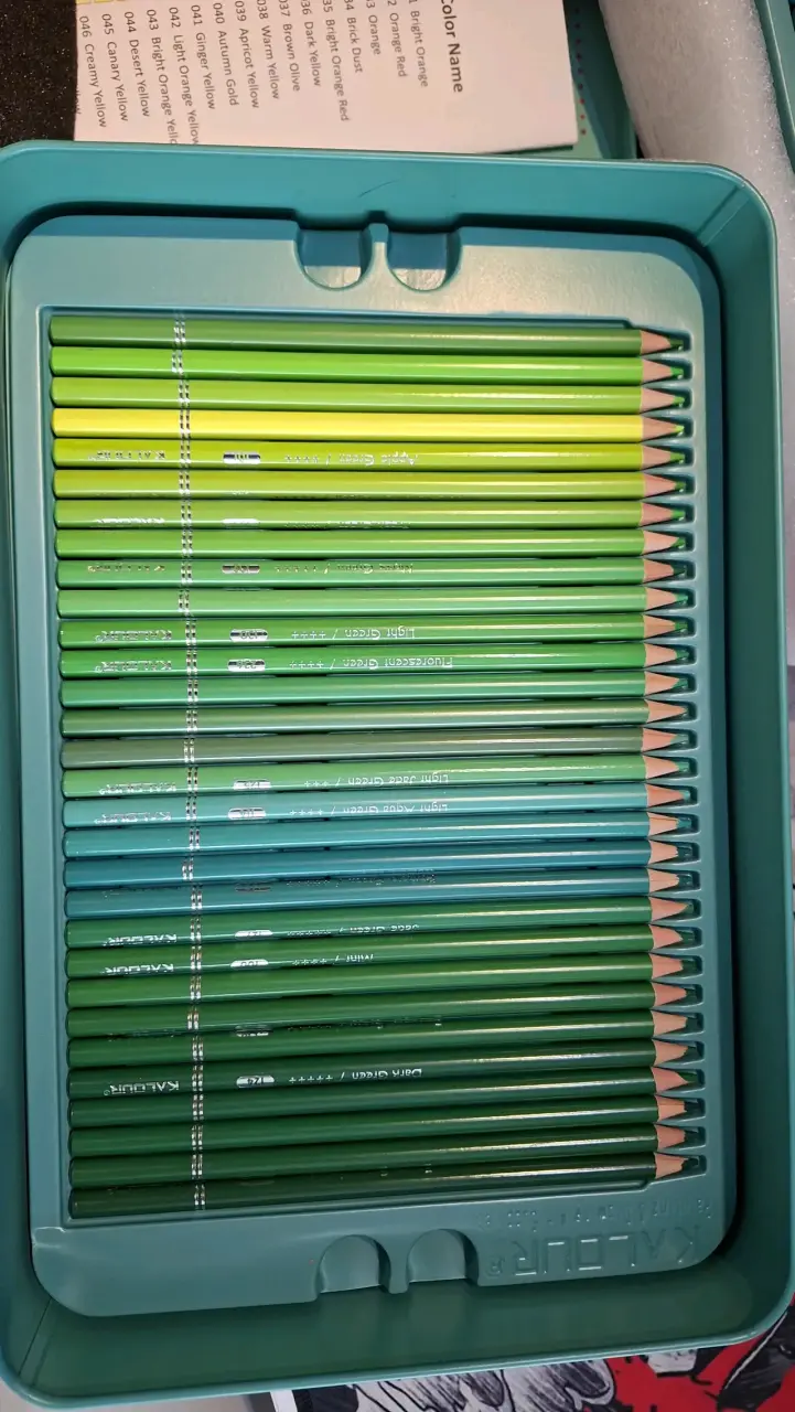 Set de Lápices de Colores Kalour 240 Piezas - 5