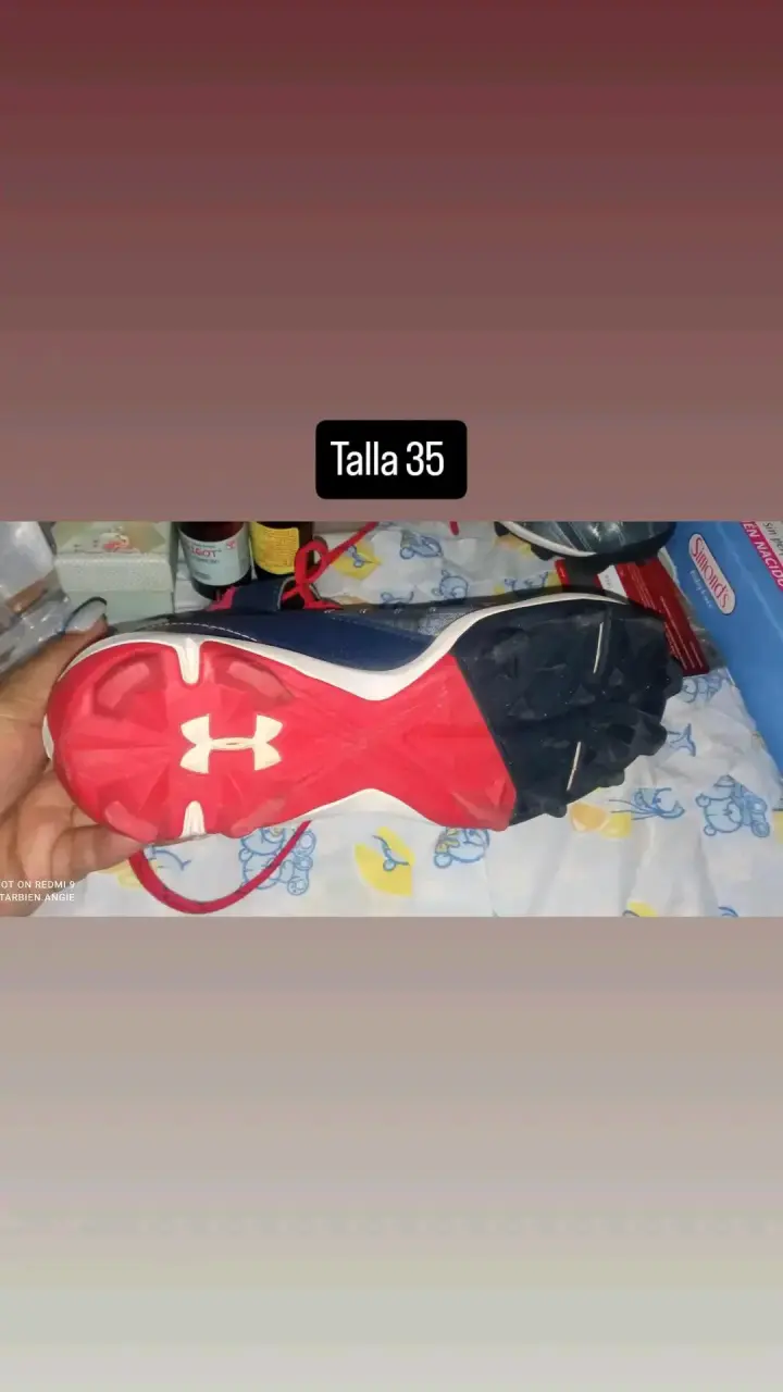 Zapatillas deportivas Under Armour talla 35 - 1