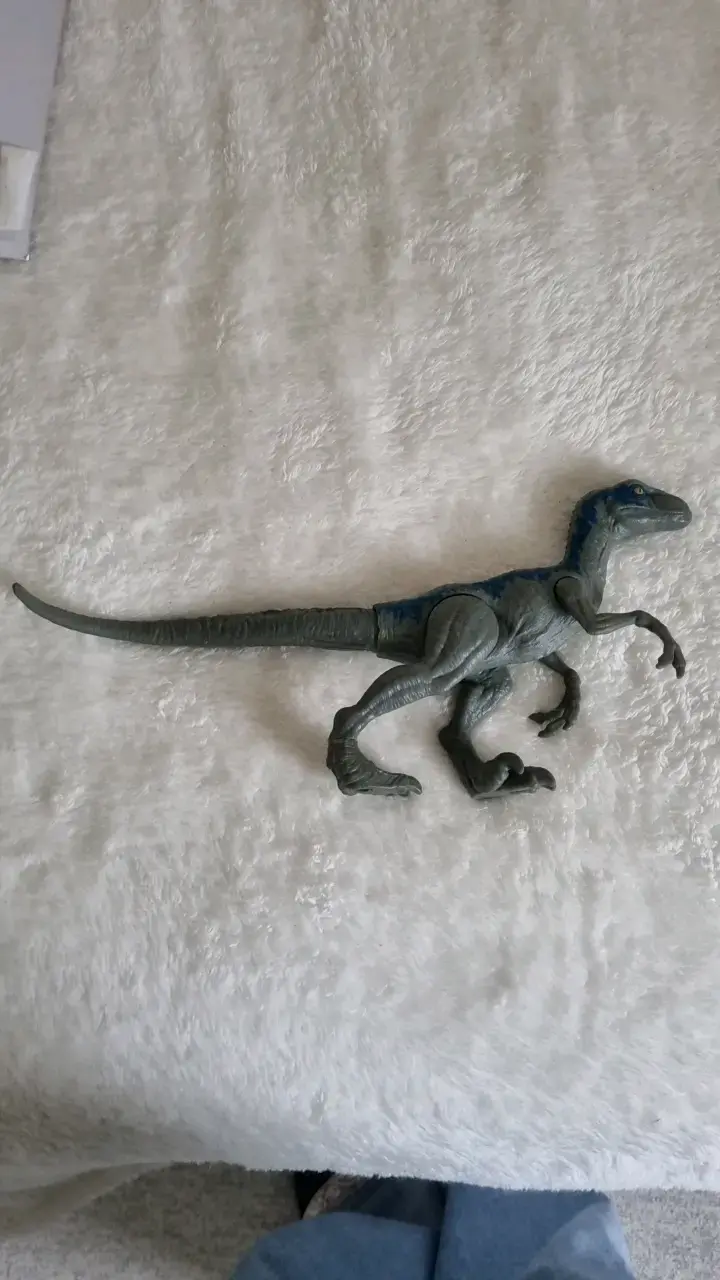 Figura de dinosaurio Blue  articulada - 2