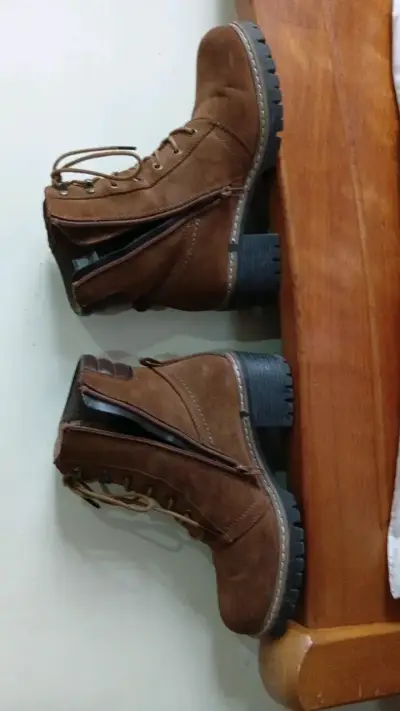 Botas de cuero AZALEIA marrón con cierre lateral - miniatura 2