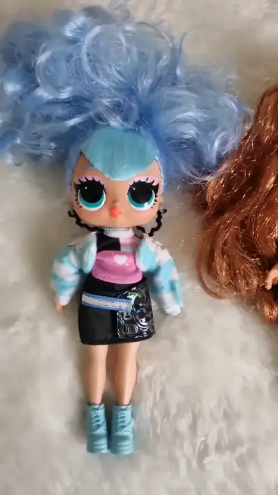 Muñecas LOL Surprise con Ropa Colorida - miniatura 1