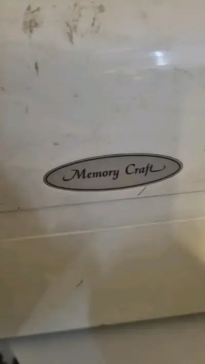 Máquina de Coser Janome Memory Craft 5700 - miniatura 1