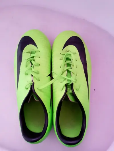 Zapatillas de fútbol Nike Mercurial verdes - miniatura 2