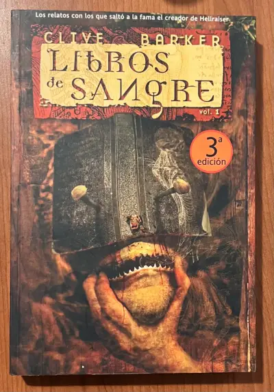 Libro 'Libros de Sangre Vol. 1' de Clive Barker - miniatura 1