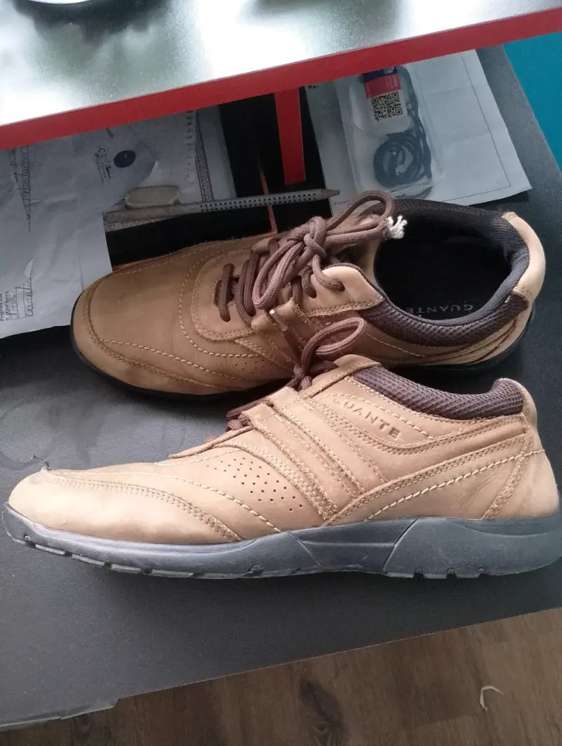 Zapatillas casuales de cuero marrón para hombre - 2