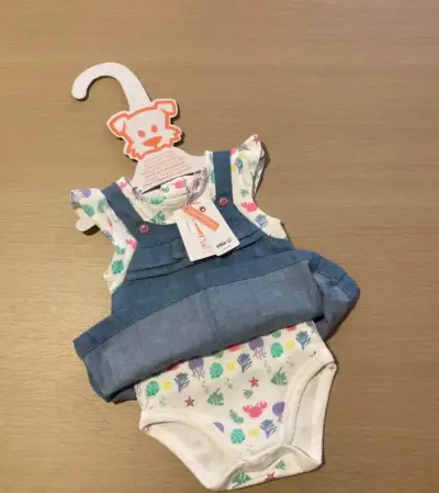 Conjunto de bebé con vestido de mezclilla y body estampado - miniatura 3