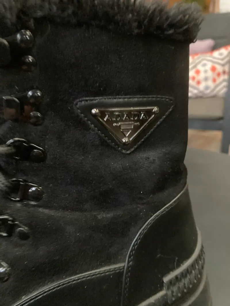 Botas de cuero negras con forro de piel sintética - 2