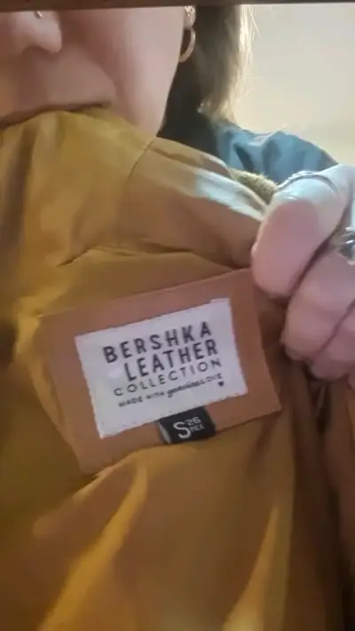 Chaqueta mujer de piel, color camel con bolsillos - miniatura 3