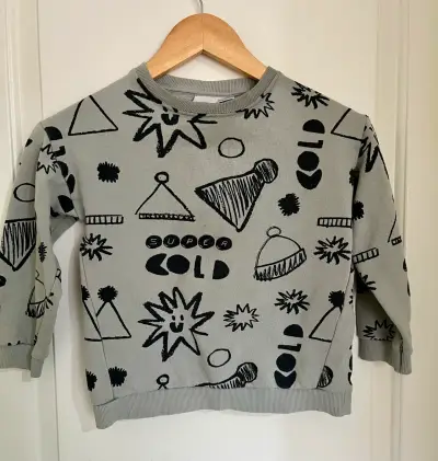 Polerón infantil gris con estampado divertido - miniatura 1