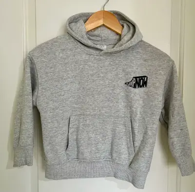 Polerón infantil gris con estampado divertido - miniatura 3