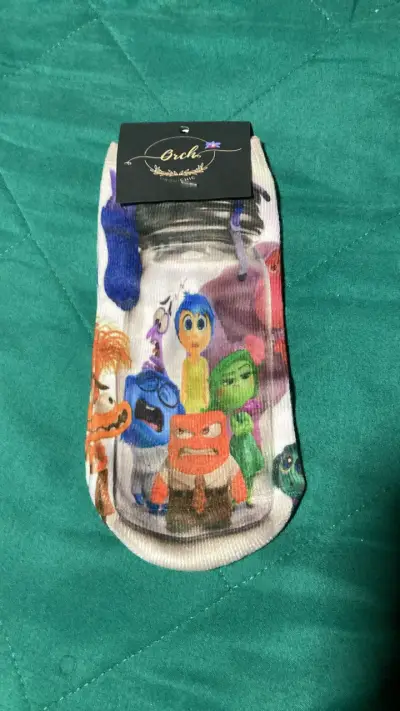 Calcetines con diseños animados - miniatura 3