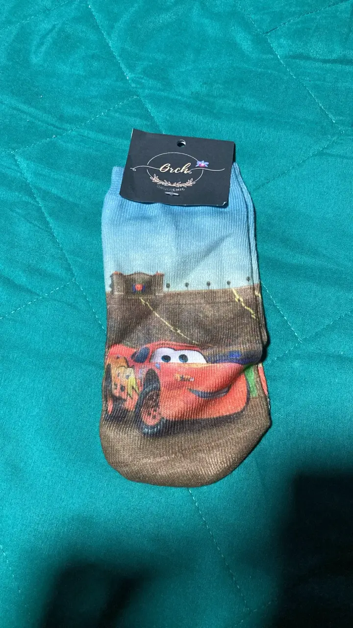 Calcetines con diseños animados - 4