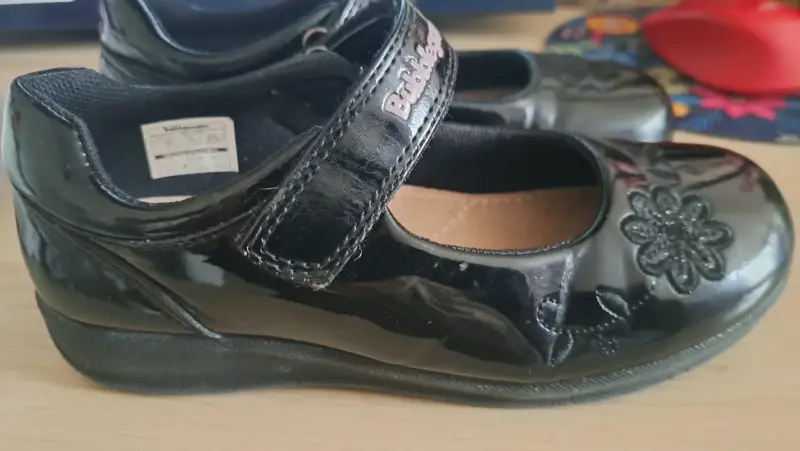 Zapatos de charol para niña Bubblegummers negros - 2