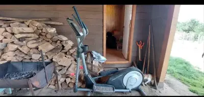 Bicicleta elíptica para ejercicio en casa - miniatura 2