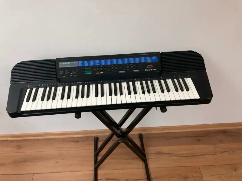 Teclado Casio CT-625 con soporte - 3
