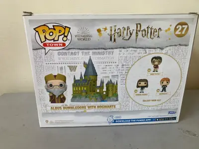 Figura Funko Pop Albus Dumbledore con Hogwarts - miniatura 2