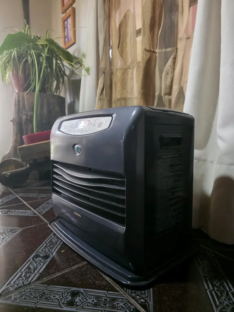Calefactor a queroseno Corona con control digital - 2