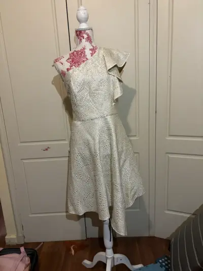 Vestido KAREN MILLEN de fiesta. - miniatura 4