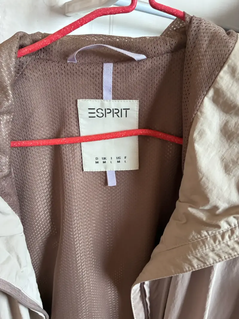 Chaqueta Esprit beige con capucha - 3