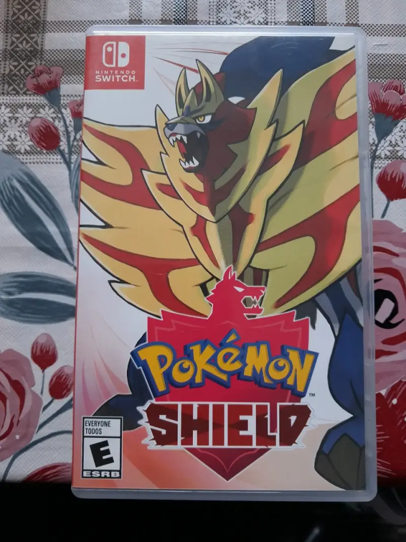 Juego Pokémon Espada y Escudo para Nintendo Switch - 5