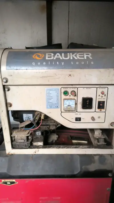 Generador a Gasolina Bauker GG1500 9.9kW - miniatura 1
