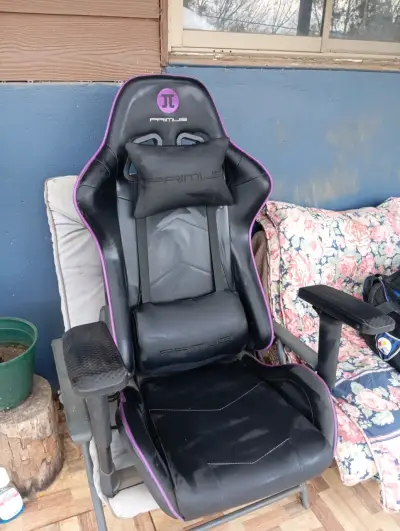 Silla Gamer Primus Thronos200S Negra y Morada - miniatura 1