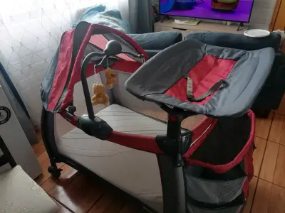Cuna corral para bebé Infanti Nuba roja - miniatura 1