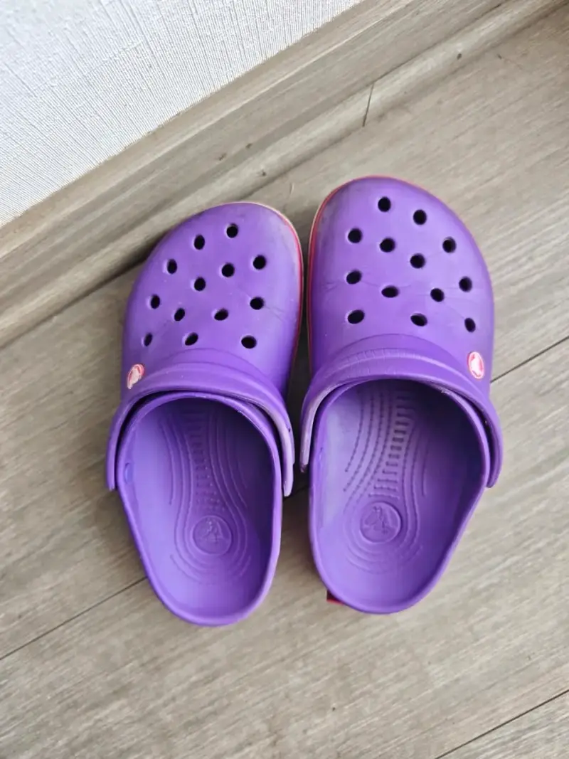 Zuecos Crocs Morados para Adultos Talla 36 Mujer - 1