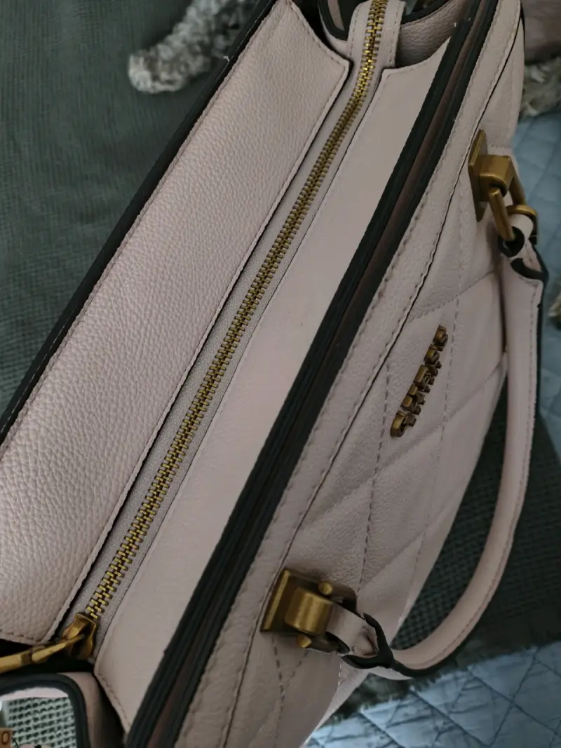 Bolso de mano Guess acolchado beige - 5